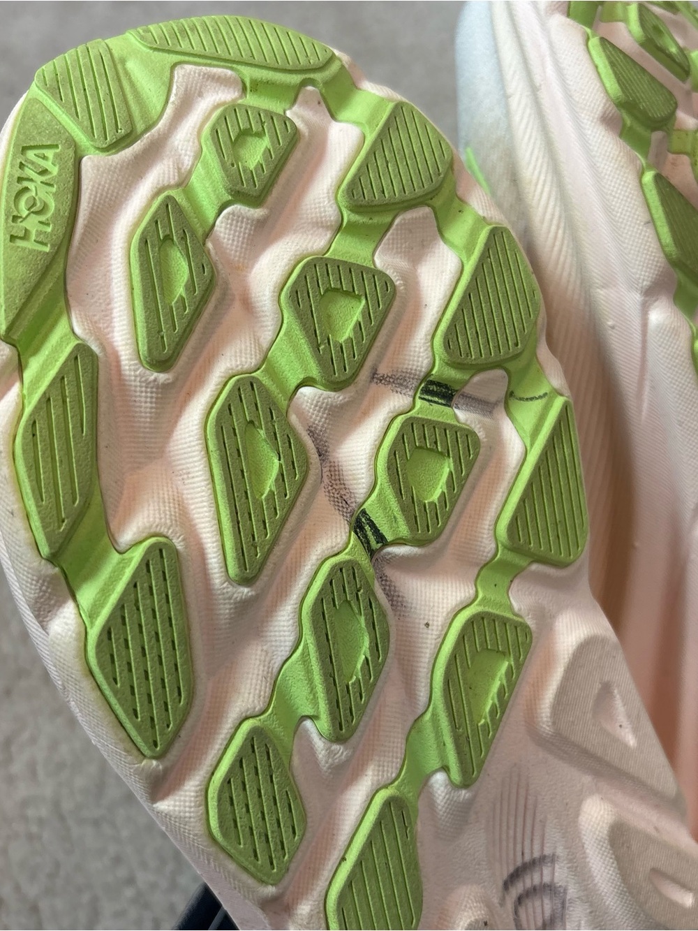 Hoka Clifton 9 women's running shoes in the Vanilla/Astral colorwa - Picture 7 of 9